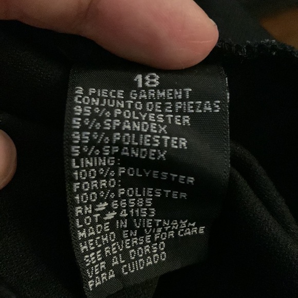 Perceptions 2 piece black dress with jacket size 18 - Picture 15 of 15